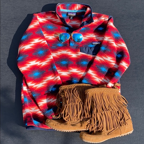 Patagonia Sweaters - Patagonia Synchilla RARE wild desert tribal print